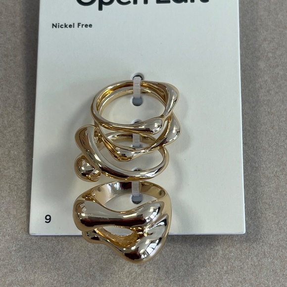 Nordstrom Open Edit Set of 4 Interlocking Gold-Tone Rings, Size 9 - NWT - Picture 3 of 4